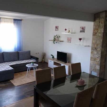 Apartman Vuleta Ražanac Kültér fotó